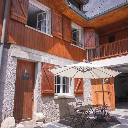 Phenix Rouge Apartment Guchen